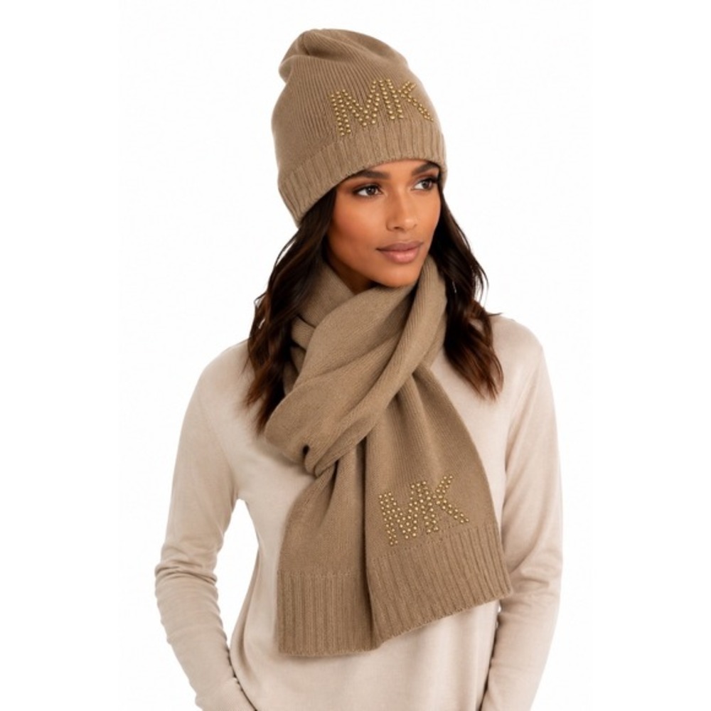 Michael Kors Beanie Scarf Set Camel Tan Gold Studded MK Logo Knit Chic‎ 66-17